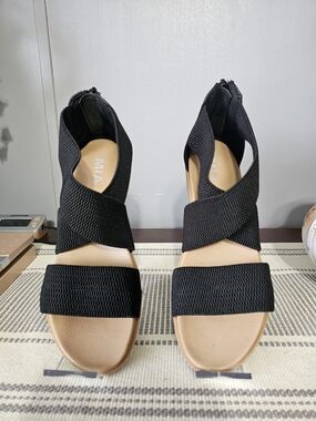 MIA Black Elastic Crisscross Sandals